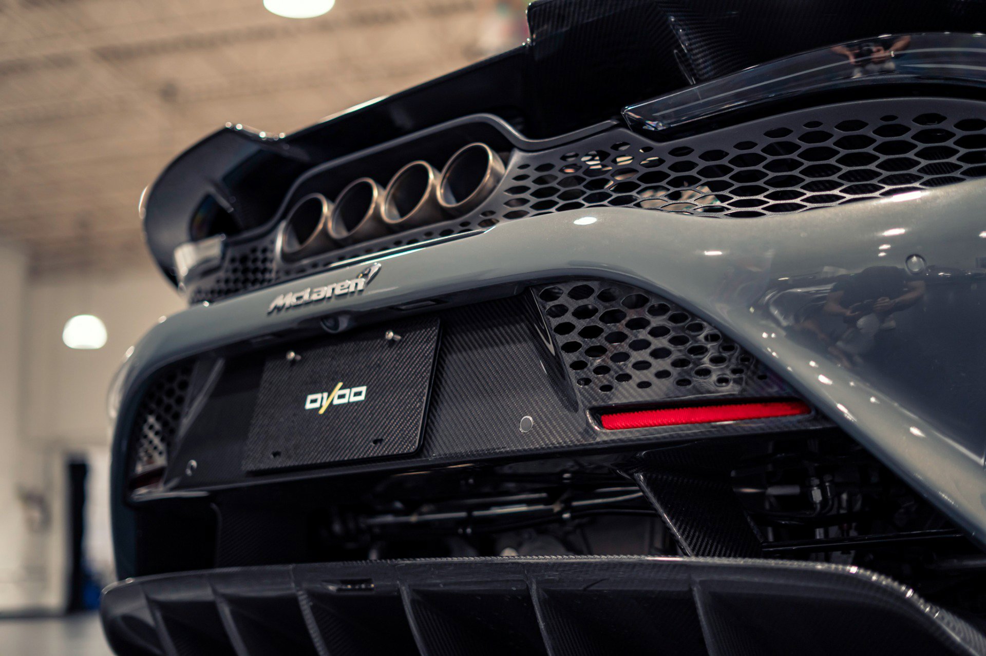 Used 2021 McLaren 765LT RWD image 24