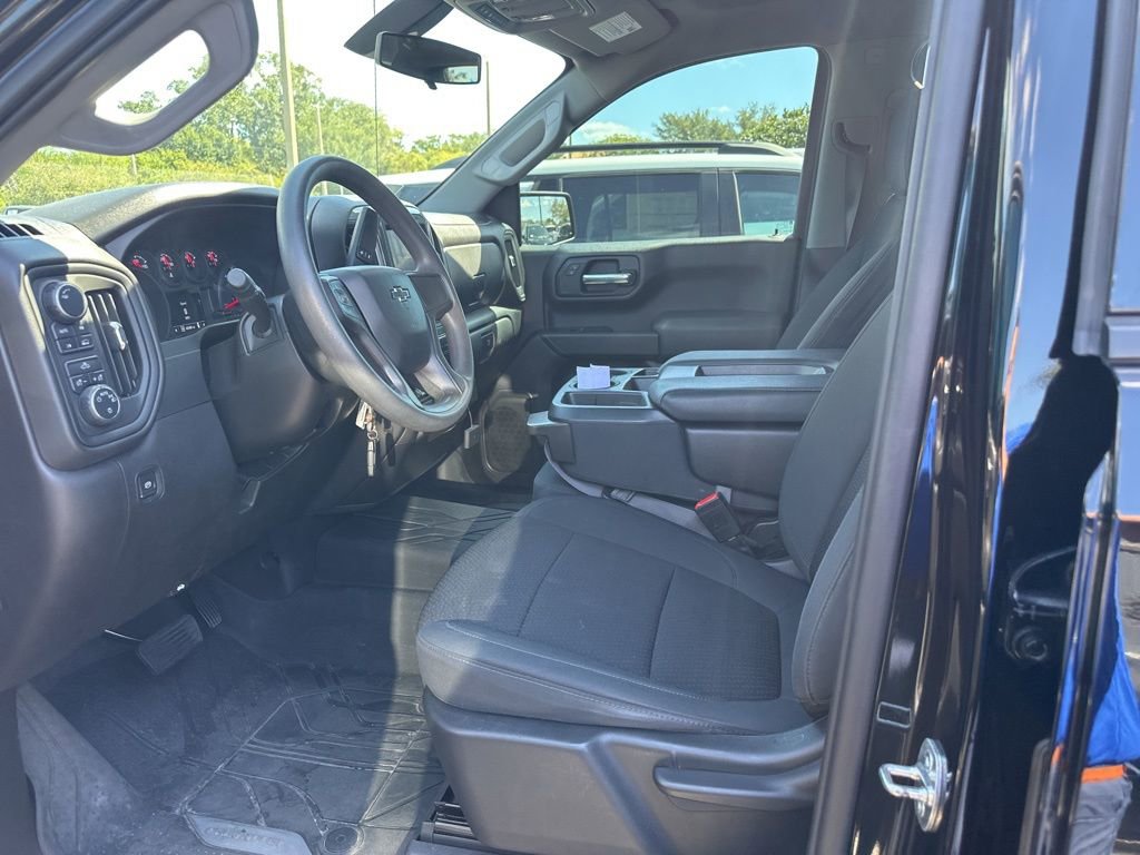 Used 2021 Chevrolet Silverado 1500 Custom w/ Rally Edition AWD/4WD image 5