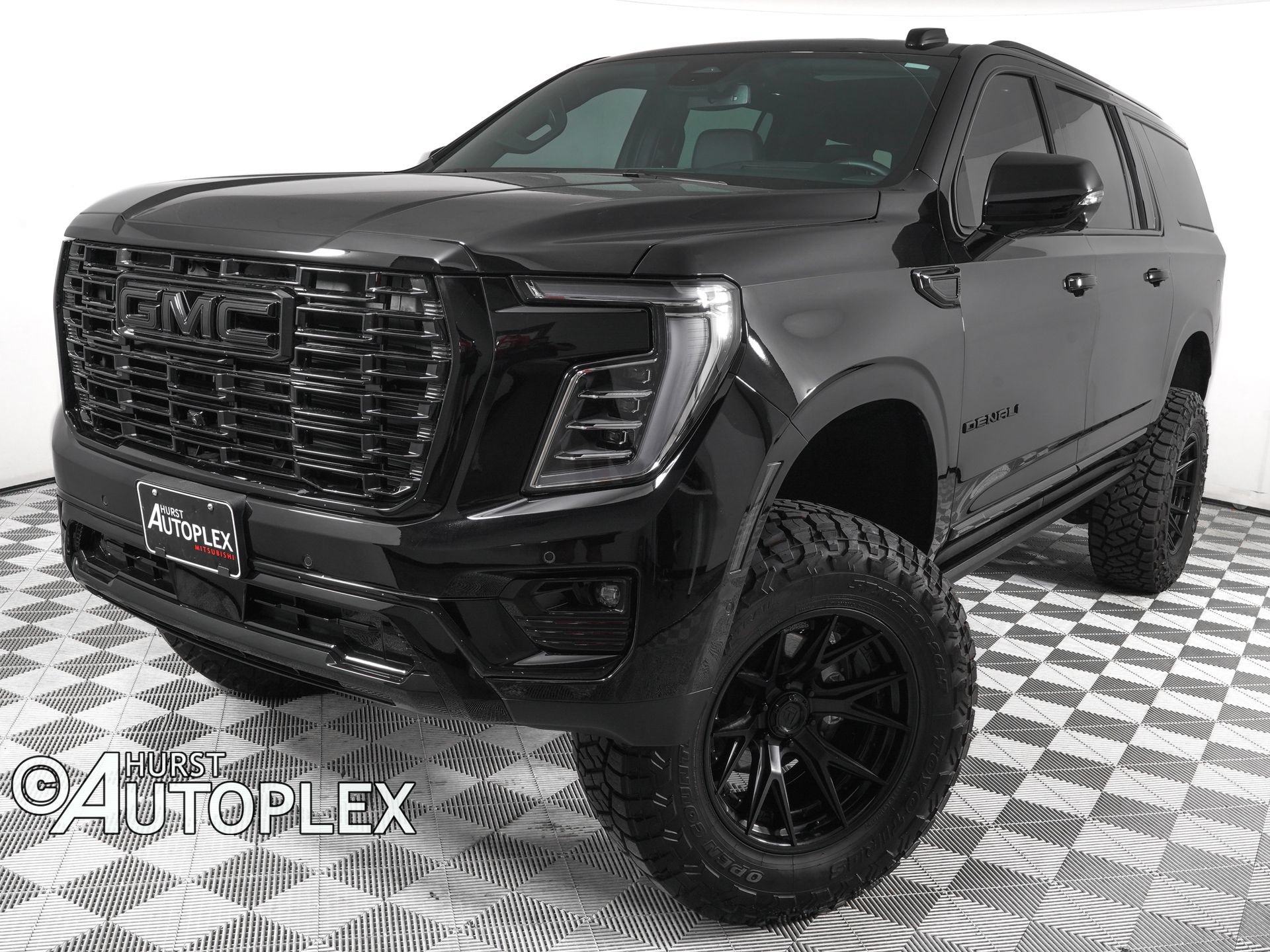 Used 2026 GMC Yukon XL Denali w/ Sun & Power Step Package