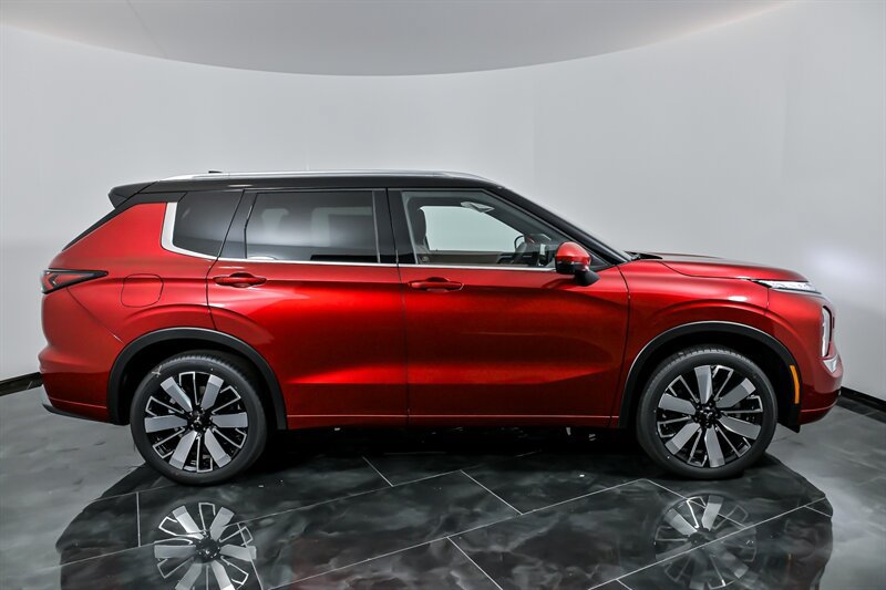 New 2025 Mitsubishi Outlander SE AWD/4WD image 9