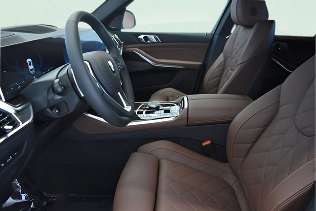 New 2026 BMW X5 xDrive40i w/ Premium Package AWD/4WD image 22