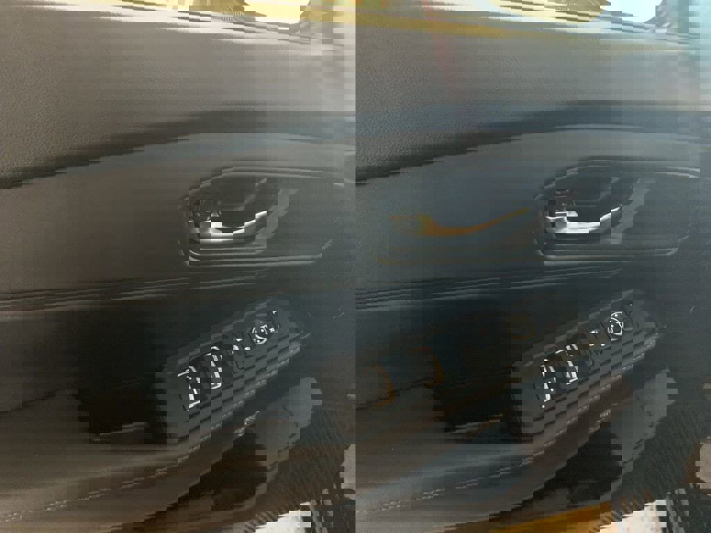 Used 2023 Honda Accord Sport image 13