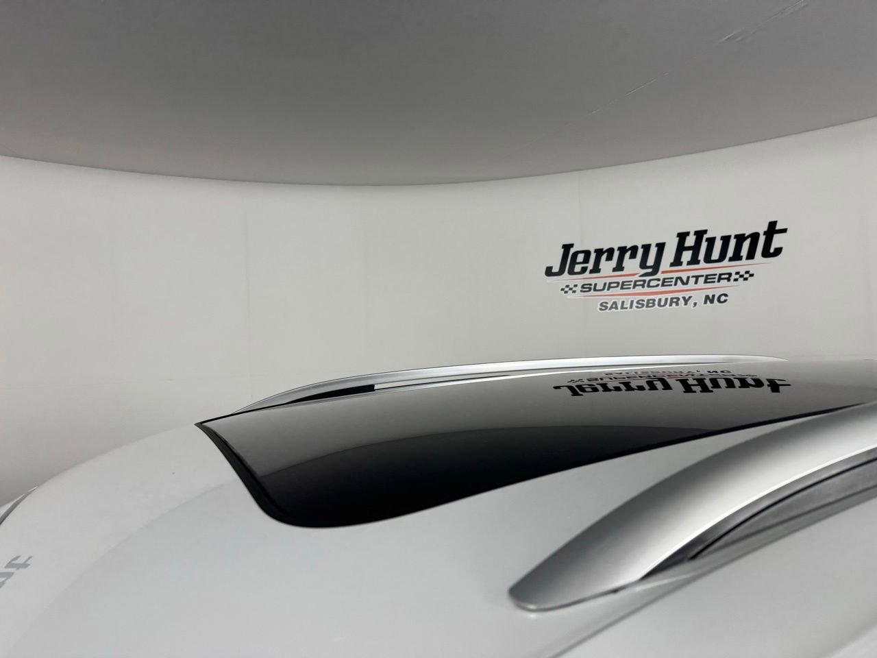 Used 2024 Volkswagen Tiguan Wolfsburg Edition image 13