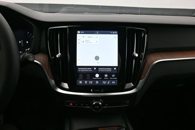 New 2026 Volvo V60 B5 Cross Country Plus w/ Climate Package AWD/4WD image 13