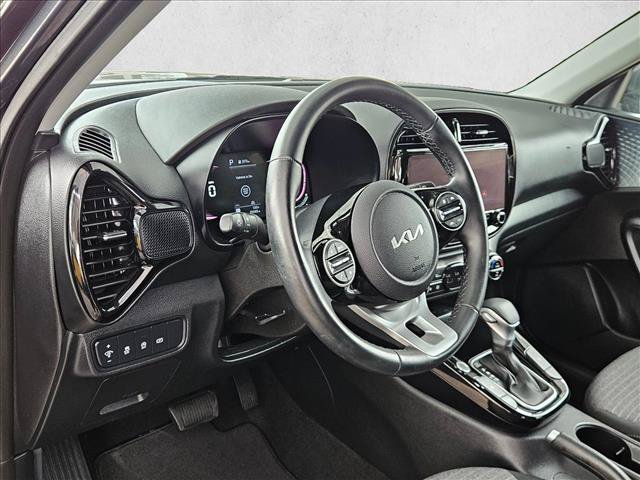 Used 2024 Kia Soul EX FWD image 9