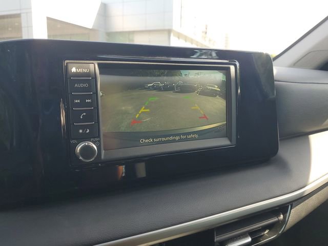 Certified 2025 Nissan Kicks S FWD image 21