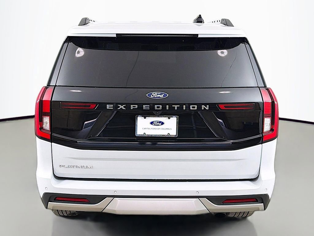 Used 2025 Ford Expedition Platinum AWD/4WD image 16