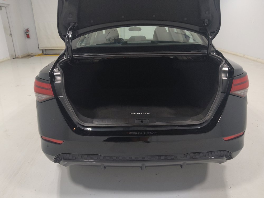 Used 2024 Nissan Sentra SV FWD image 29