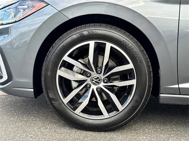 New 2025 Volkswagen Jetta SE image 9