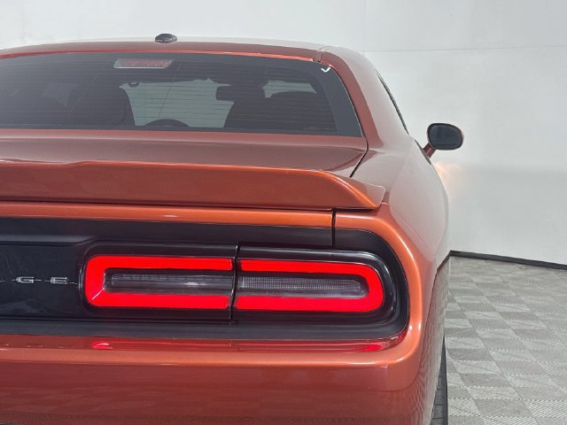 Used 2021 Dodge Challenger SXT RWD image 31