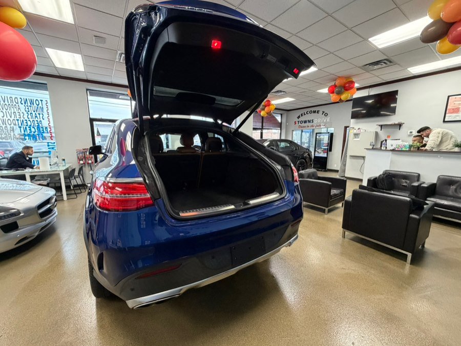 Used 2017 Mercedes-Benz GLE 43 AMG 4MATIC Coupe w/ Parking Assist Package image 22