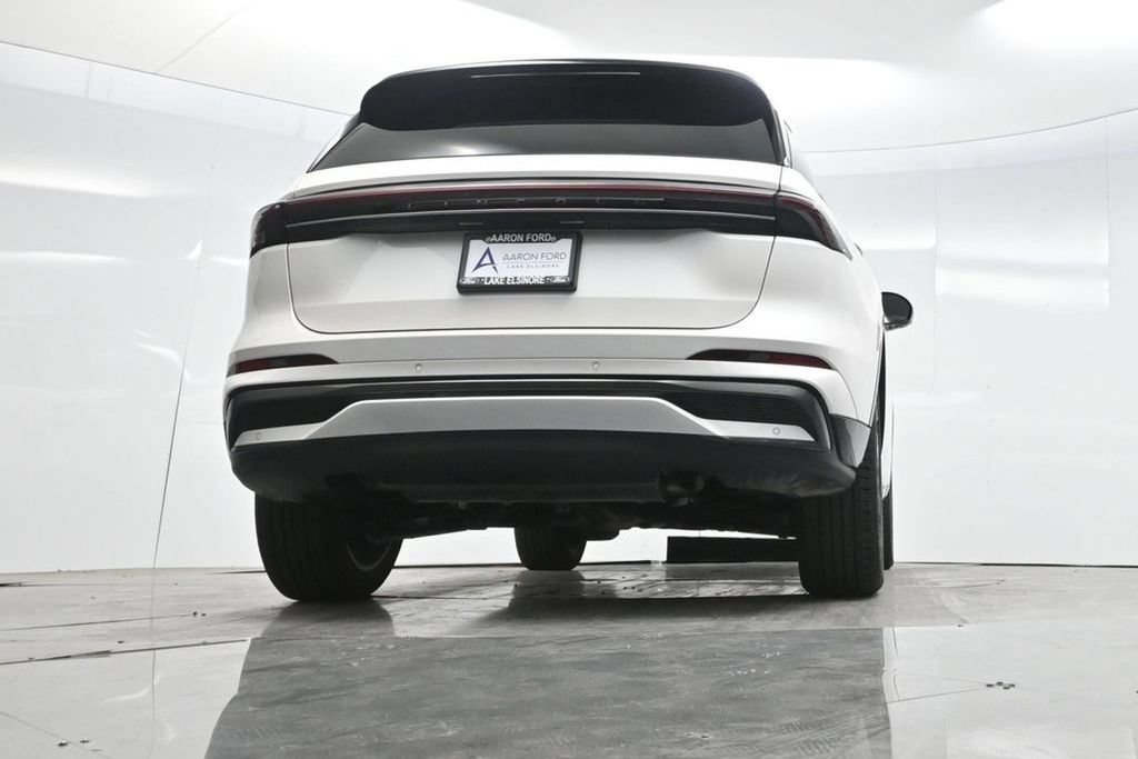 Used 2025 Lincoln Nautilus Reserve w/ Jet Appearance Package AWD/4WD image 61