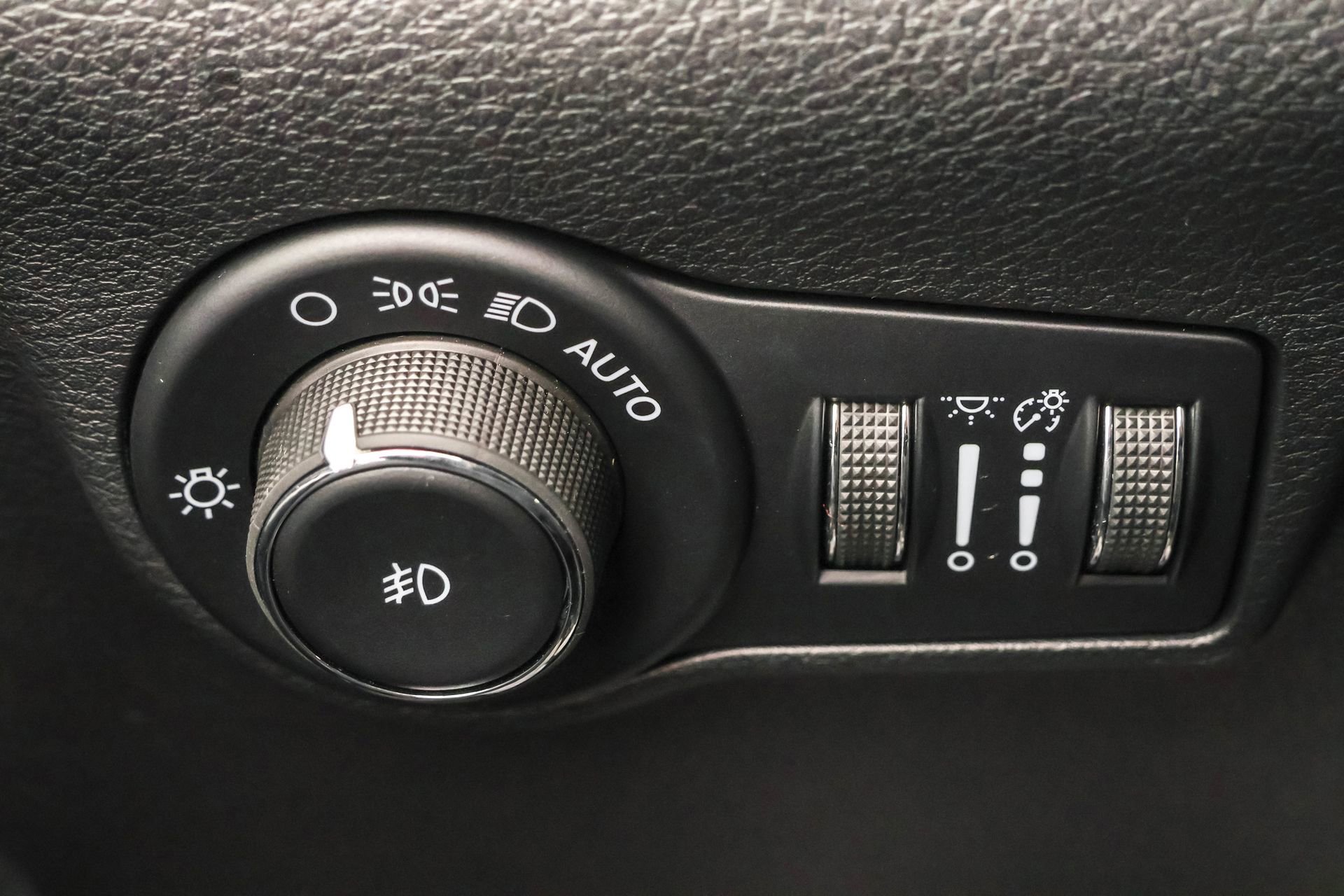 New 2026 Jeep Compass Latitude image 26