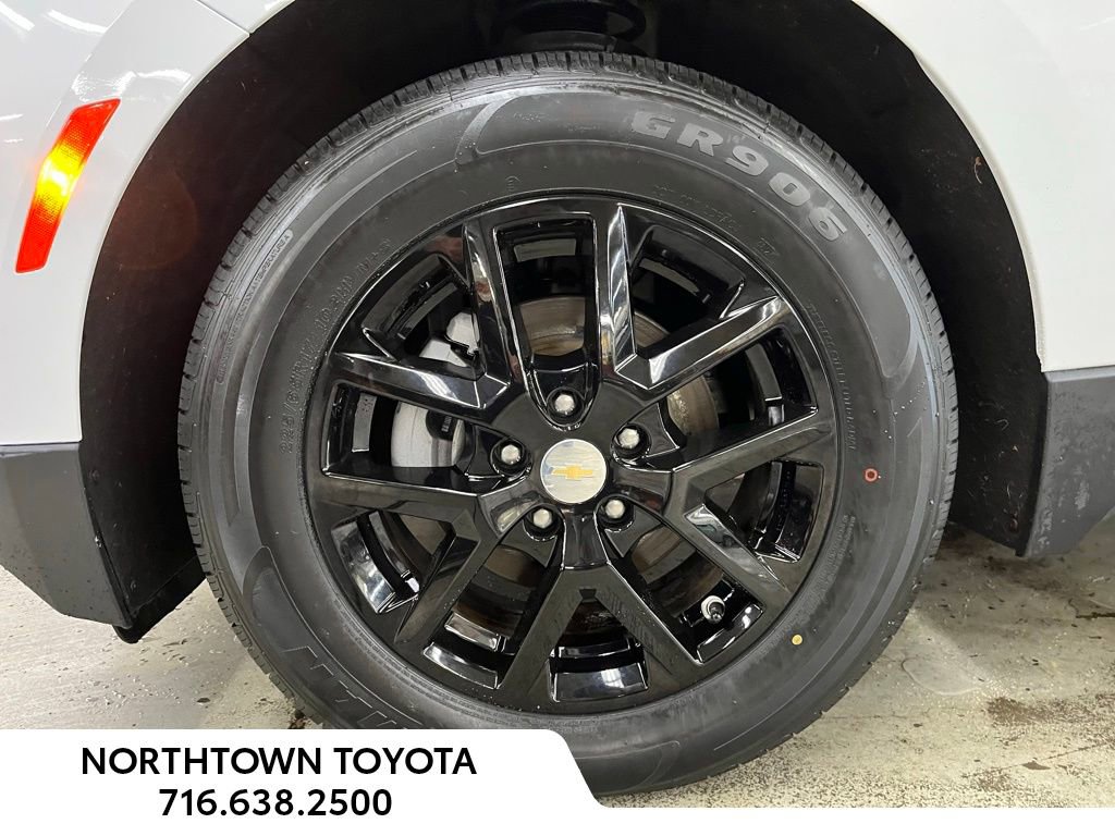 Used 2023 Chevrolet Equinox LT image 28