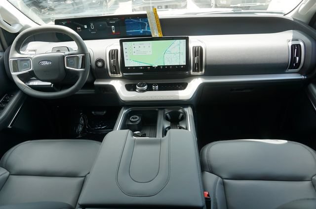 New 2027 Ford Expedition Max Active RWD image 6