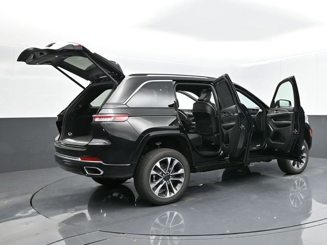 Used 2024 Jeep Grand Cherokee Overland w/ Advanced Protech Group III image 64