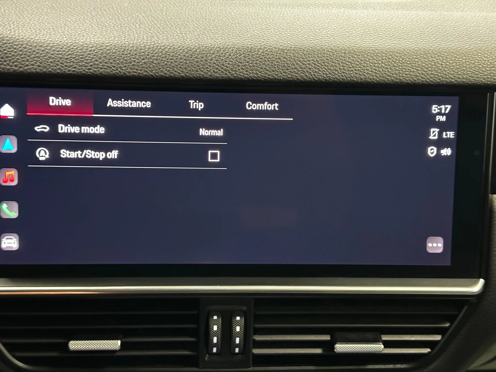 Used 2023 Porsche Cayenne image 39