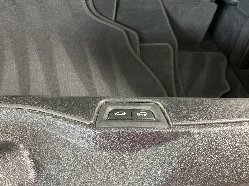 Certified 2025 BMW X7 xDrive40i AWD/4WD image 35