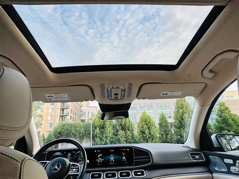 Used 2021 Mercedes-Benz GLS 450 4MATIC image 39