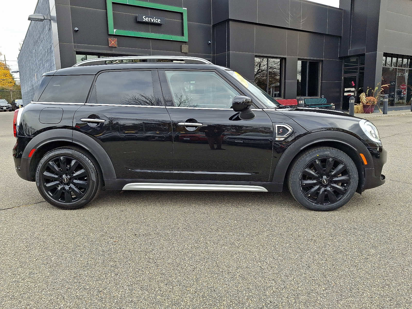 Used 2020 MINI Cooper Countryman S w/ Storage Package image 7