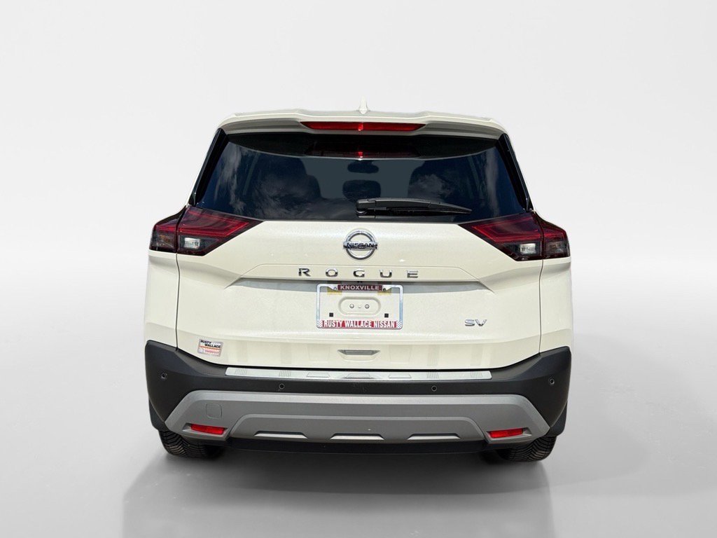 Used 2021 Nissan Rogue SV image 5