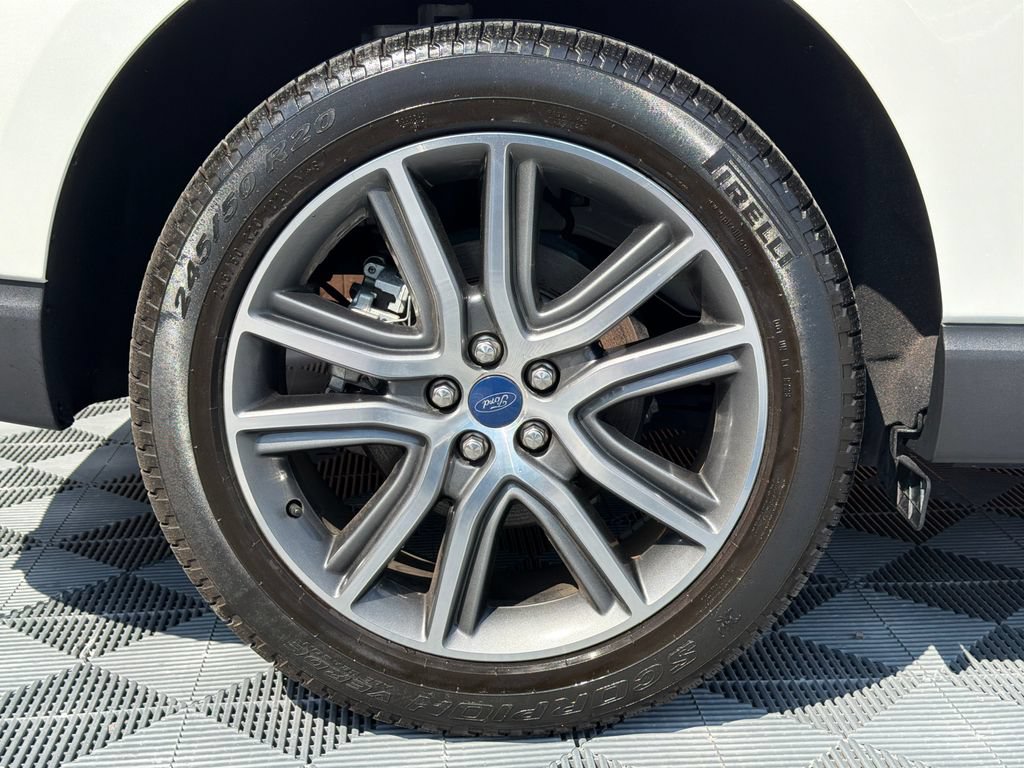 Used 2021 Ford Edge Titanium w/ Cargo Accessory Package FWD image 20