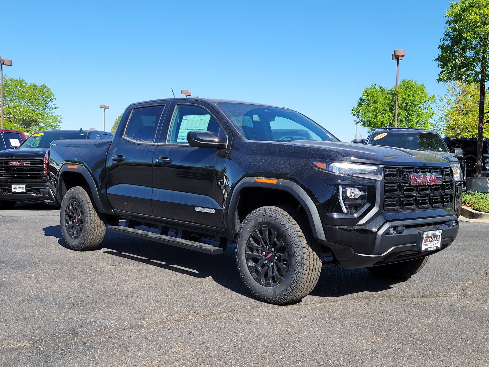 New 2026 GMC Canyon Elevation w/ Convenience Package AWD/4WD image 1