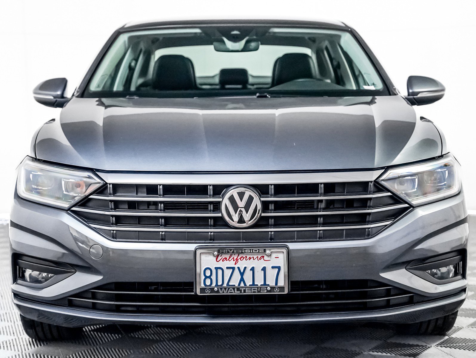 Used 2019 Volkswagen Jetta SEL Premium image 9