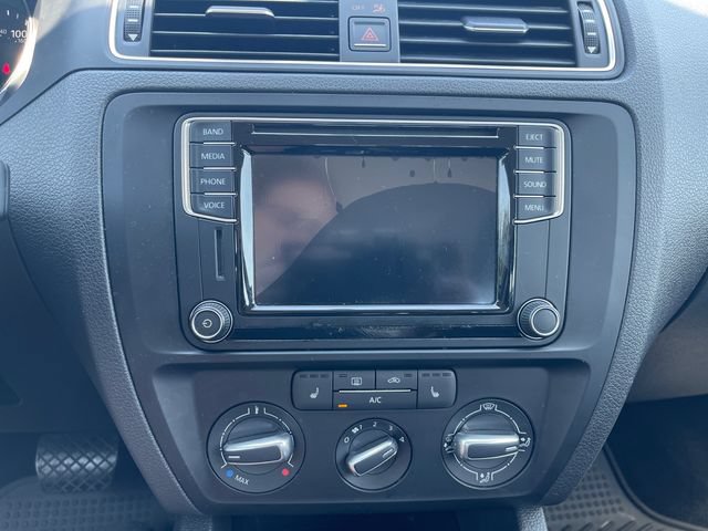 Used 2016 Volkswagen Jetta SE FWD image 22