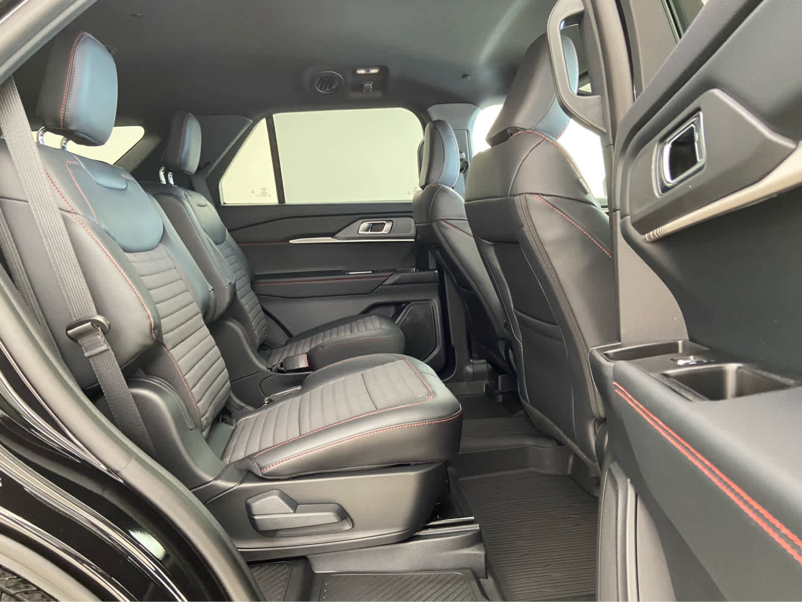 New 2026 Ford Explorer ST-Line image 16