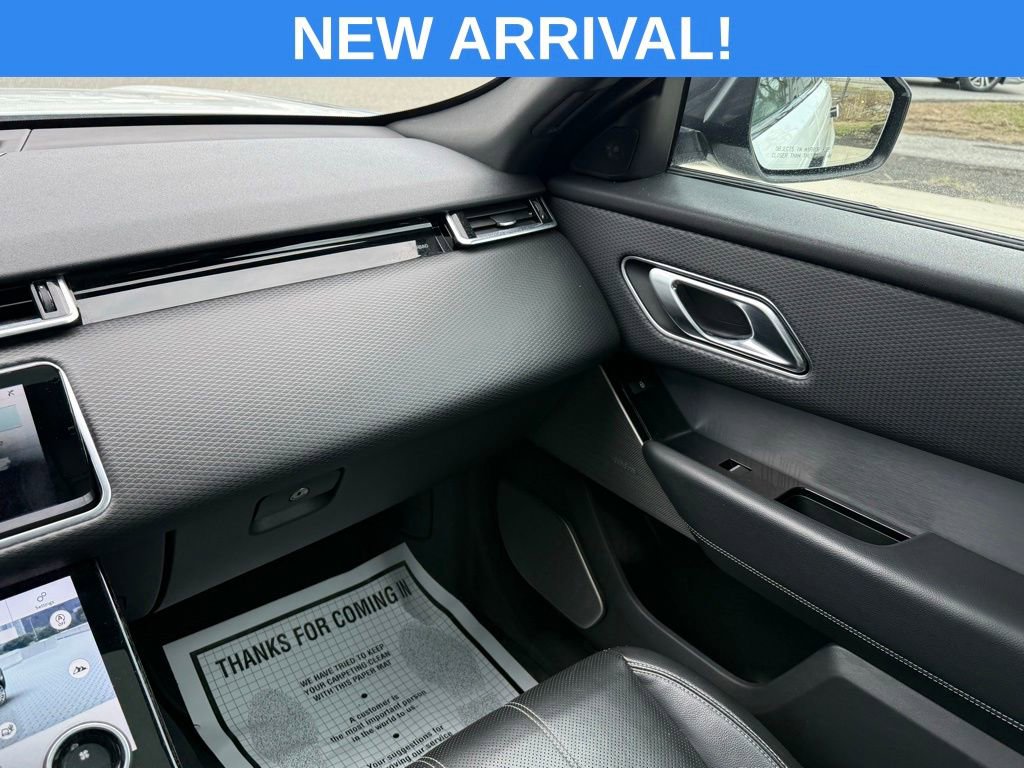 Used 2019 Land Rover Range Rover Velar R-Dynamic SE image 43