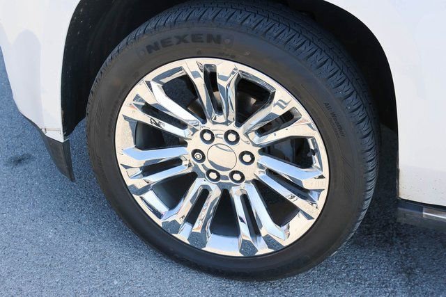 Used 2017 GMC Yukon XL Denali w/ Open Road Package image 7