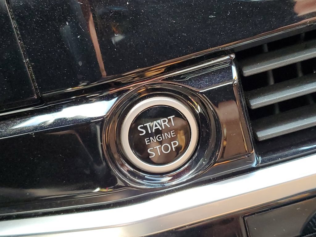 Used 2023 Nissan Pathfinder Platinum AWD/4WD image 15