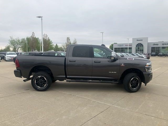 Used 2025 RAM 2500 Laramie AWD/4WD image 5