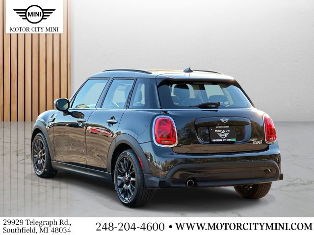 Certified 2024 MINI Cooper 4-Door Hardtop FWD image 5