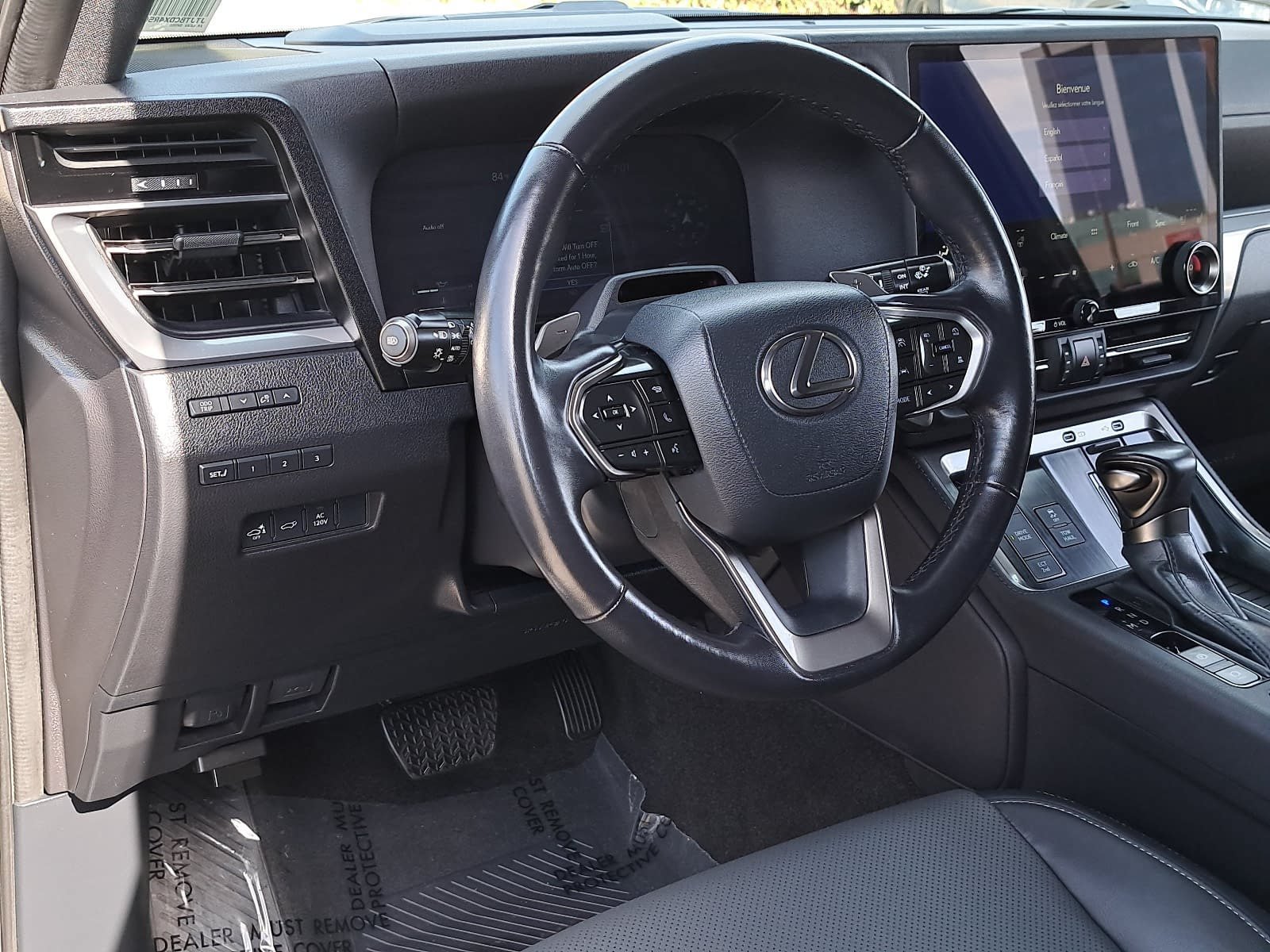 Used 2024 Lexus GX 550 w/ Cold Area Package AWD/4WD image 18