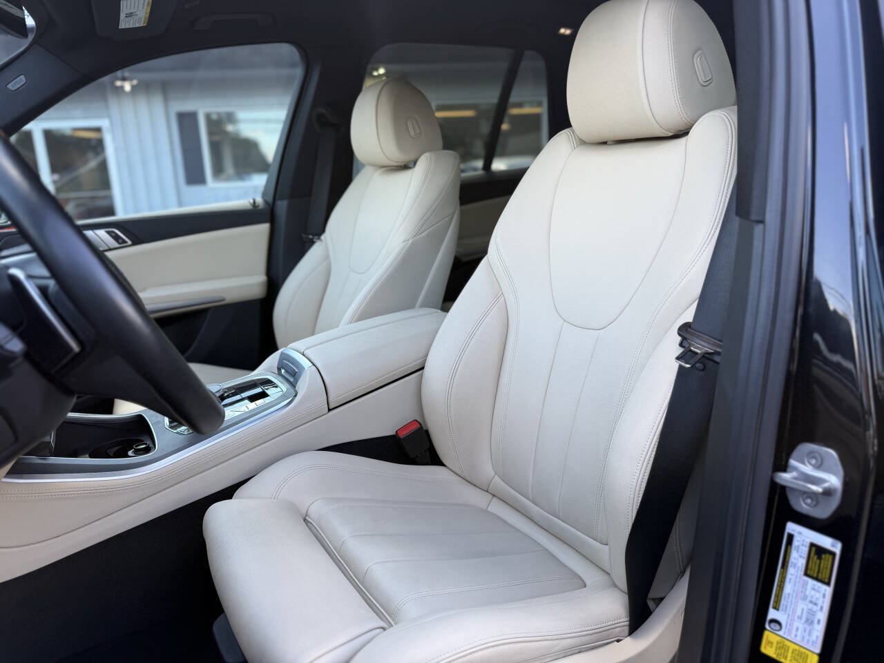 Used 2021 BMW X5 sDrive40i w/ Premium Package RWD image 12