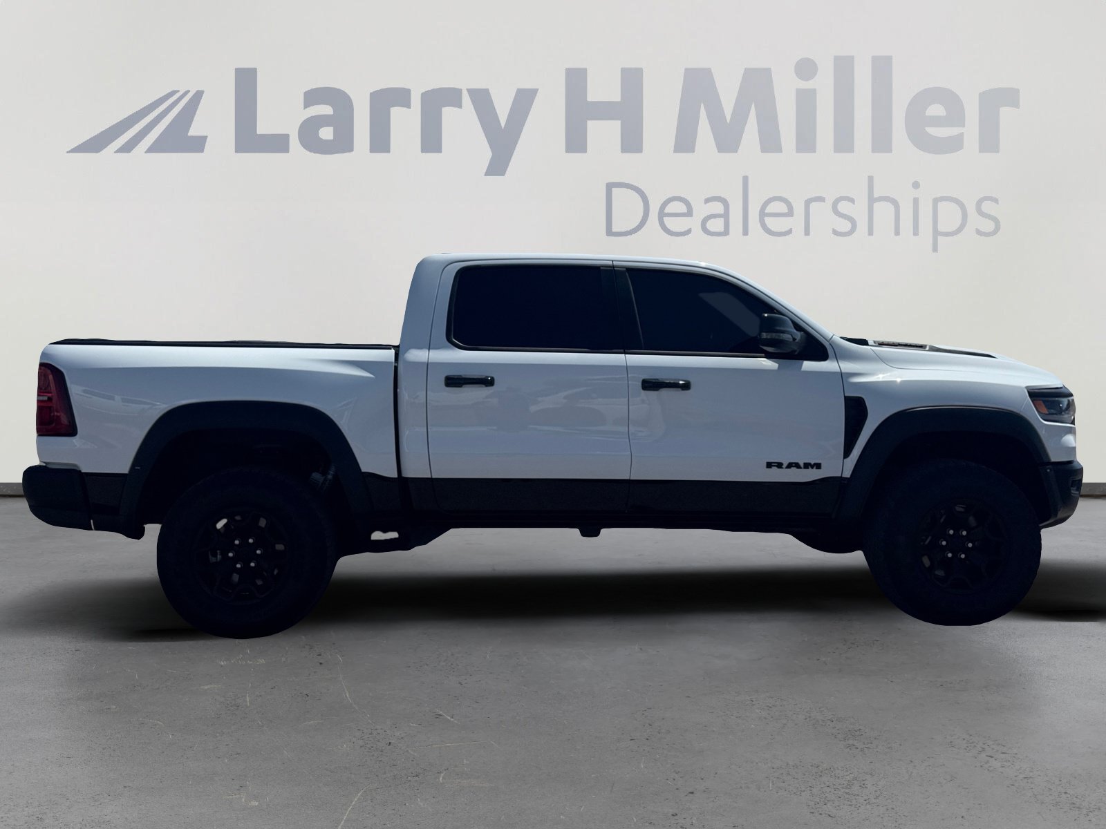 Used 2025 RAM 1500 RHO AWD/4WD image 6