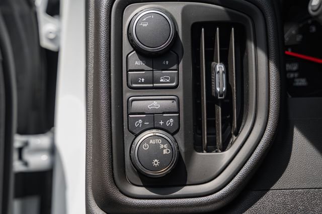 Used 2023 Chevrolet Silverado 1500 Custom AWD/4WD image 43