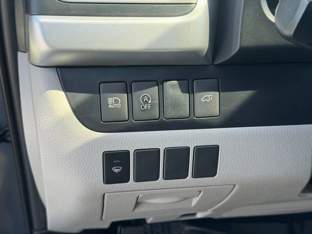 Used 2019 Toyota Highlander XLE image 23