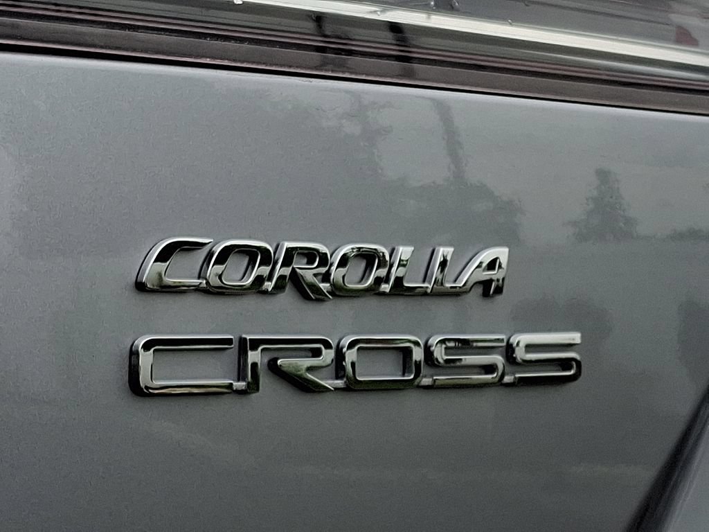 Certified 2025 Toyota Corolla Cross XLE AWD/4WD image 30