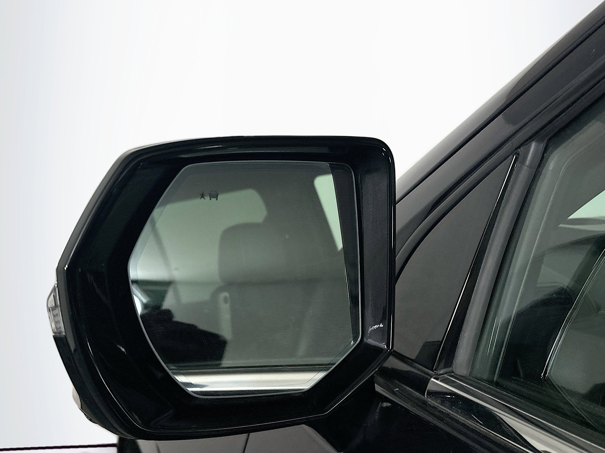 Used 2025 Chevrolet Tahoe Premier image 16