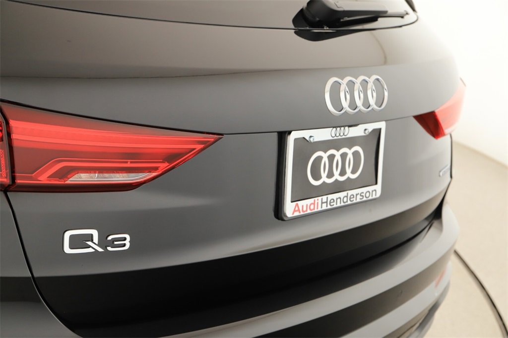 New 2025 Audi Q3 2.0T Premium image 29