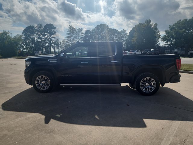 Used 2023 GMC Sierra 1500 Denali AWD/4WD image 9