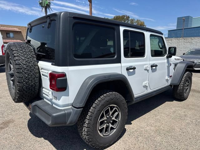 Used 2024 Jeep Wrangler Unlimited Rubicon AWD/4WD image 5