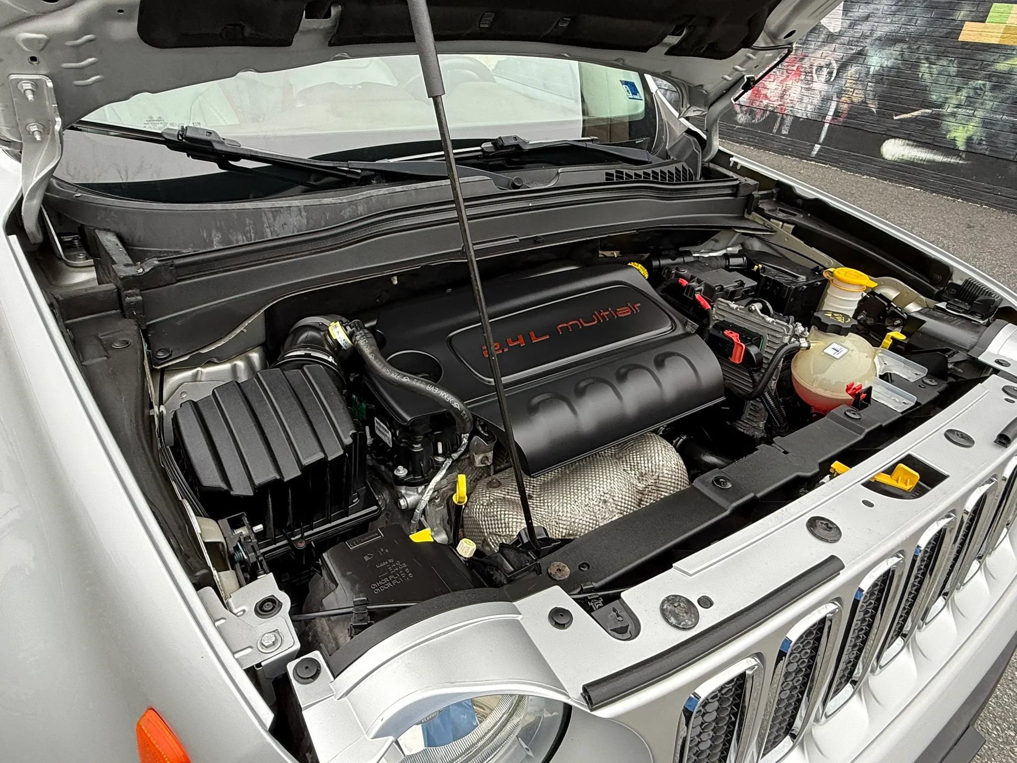 Used 2015 Jeep Renegade Limited AWD/4WD image 53