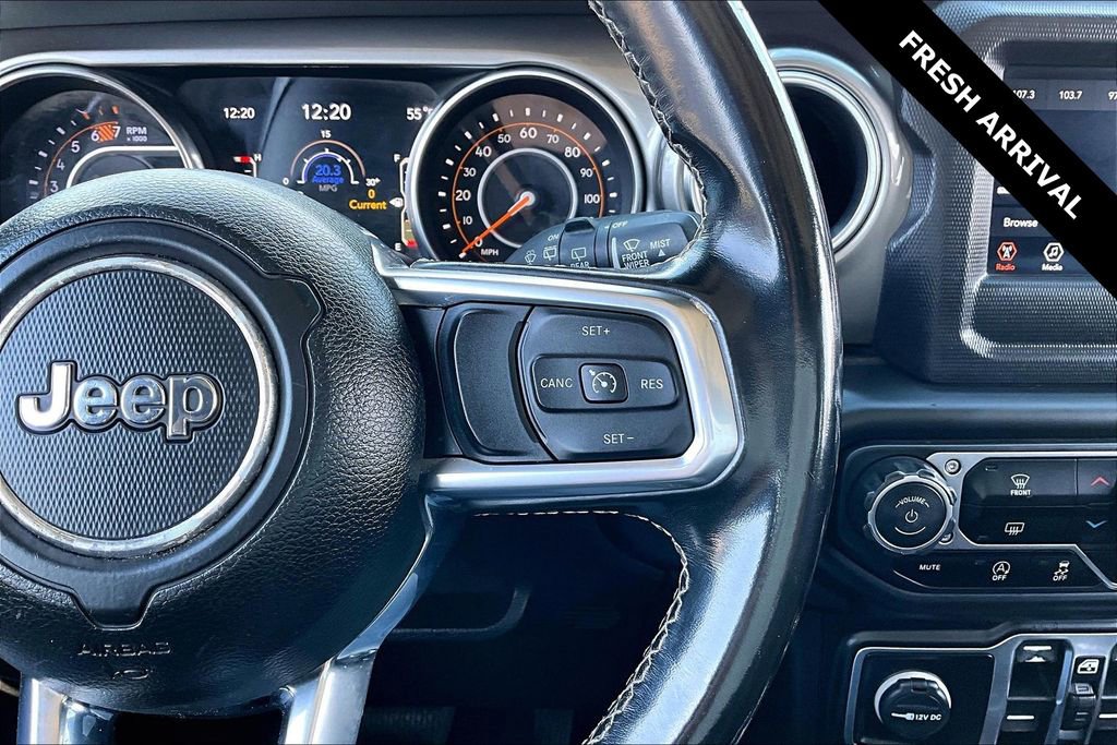 Used 2020 Jeep Wrangler Unlimited Sahara image 12