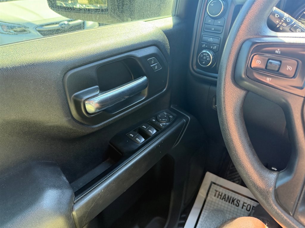 Used 2022 Chevrolet Silverado 2500 Custom w/ Custom Value Package image 21