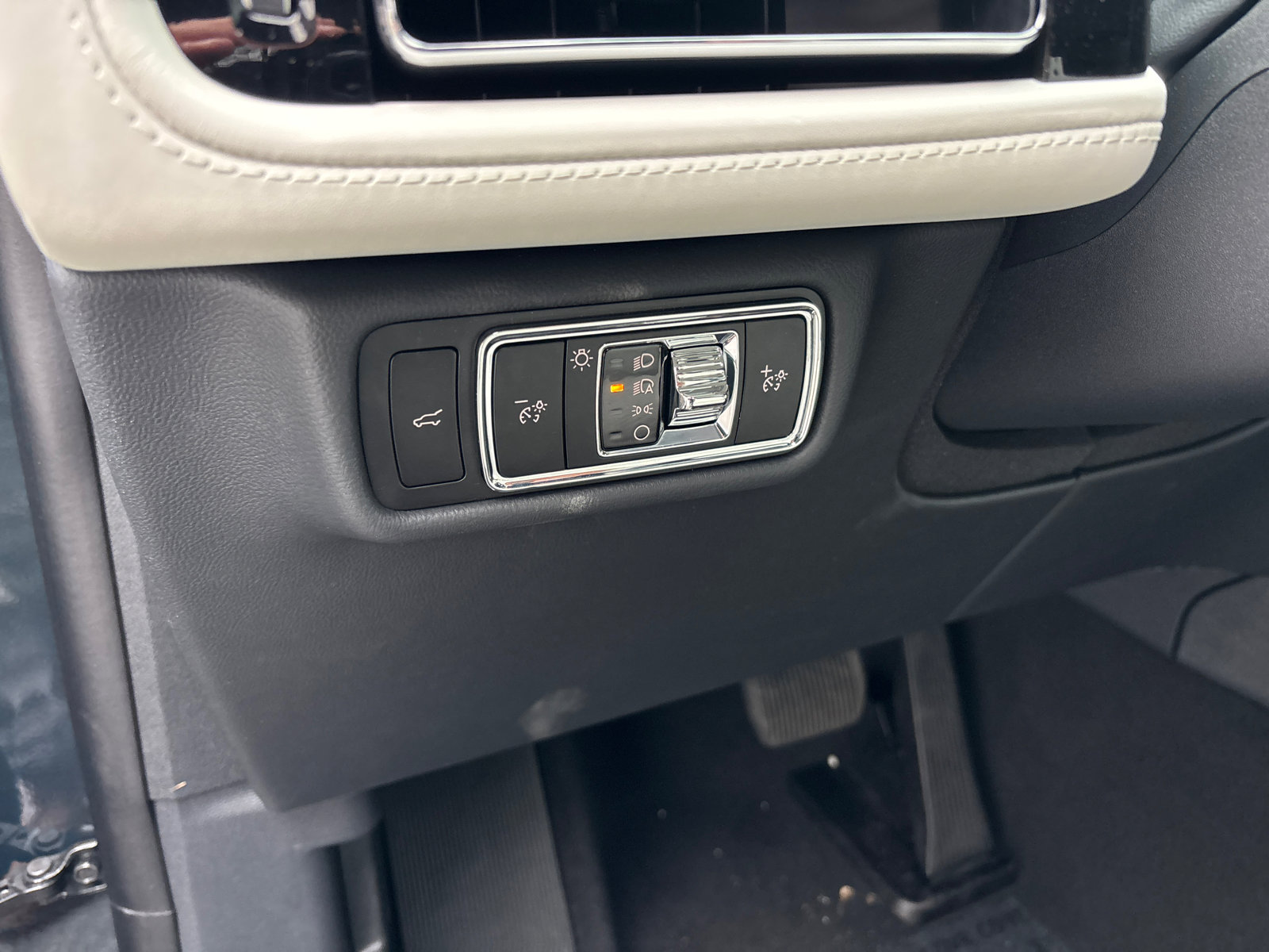 New 2026 Lincoln Aviator Black Label w/ Dynamic Handling Package image 14