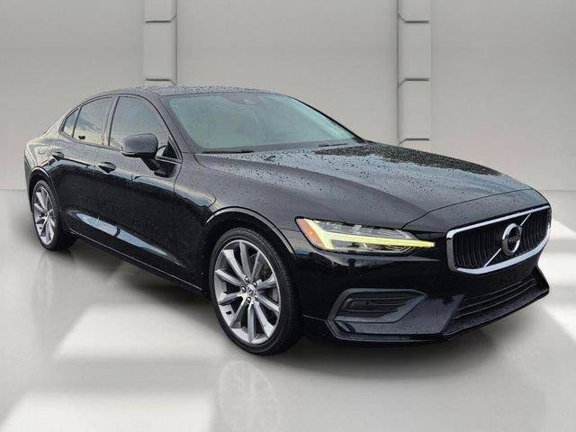 Used 2019 Volvo S60 T5 Momentum w/ Premium Package FWD image 7